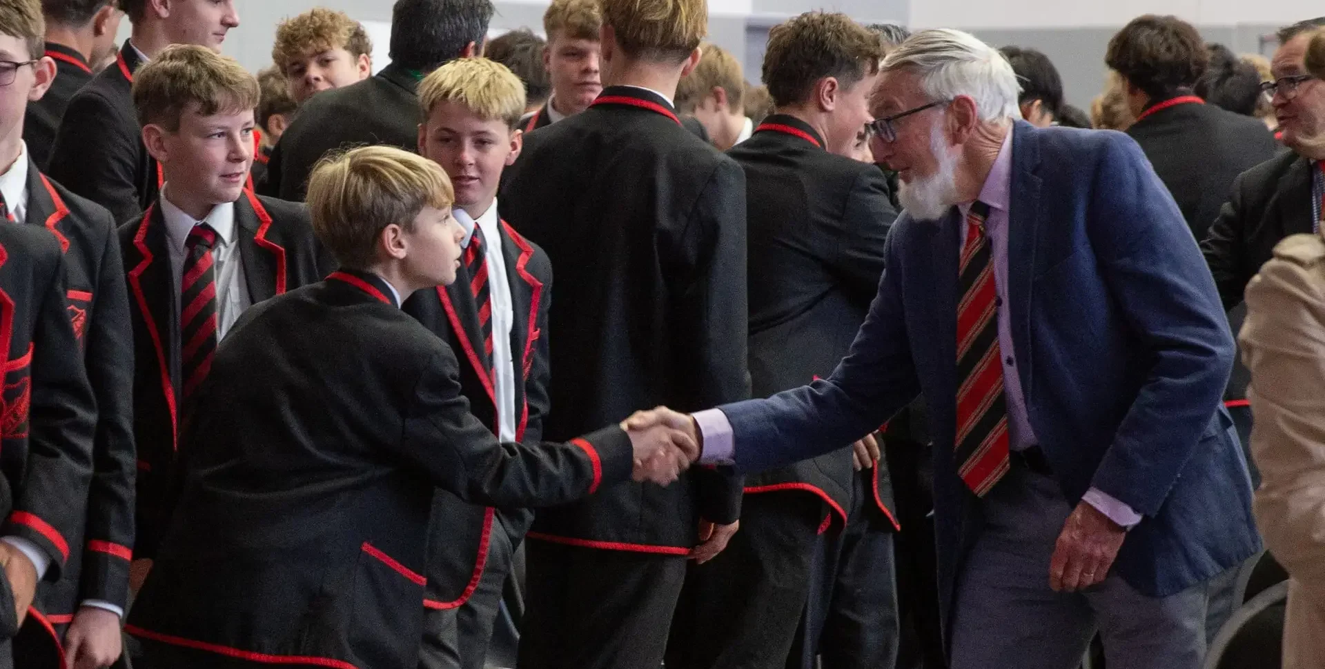 St Bede's College (セントビーズカレッジ) の生徒