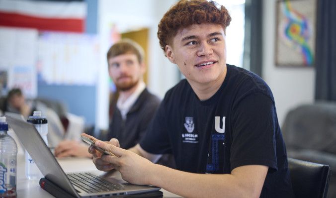 Lincoln University (リンカーン大学) の男子学生