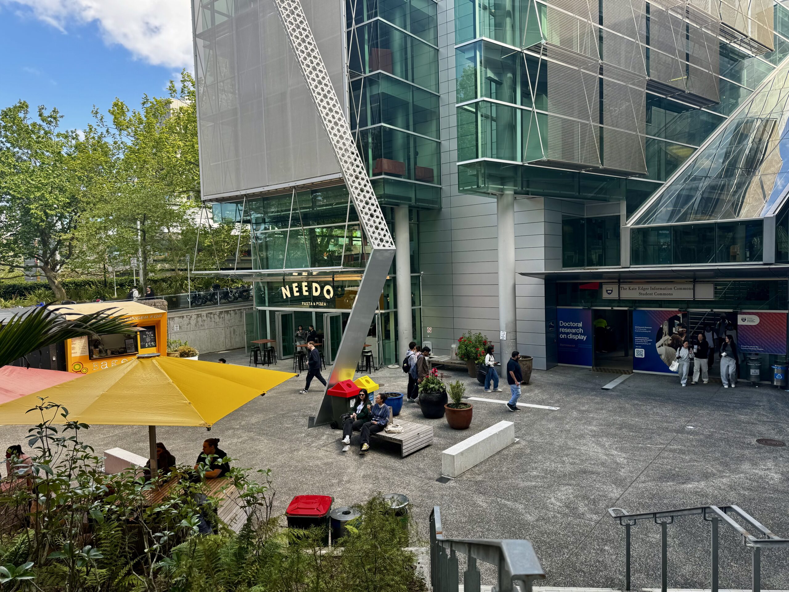 オークランド大学の中庭