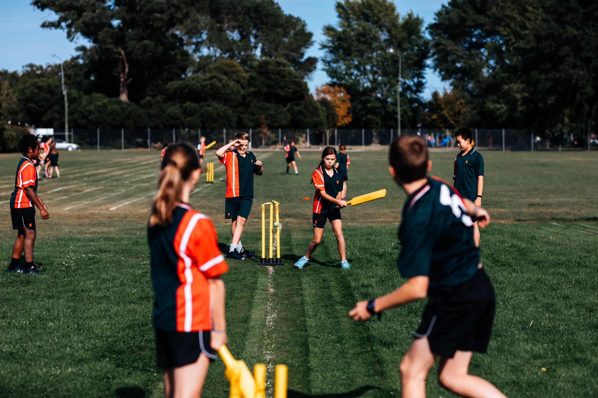 Middleton Grange School (ミドルトングレンジスクール) の運動する生徒