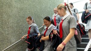 ニュージーランドの中学校・高校留学の費用相場を費用サンプル例付きで解説！