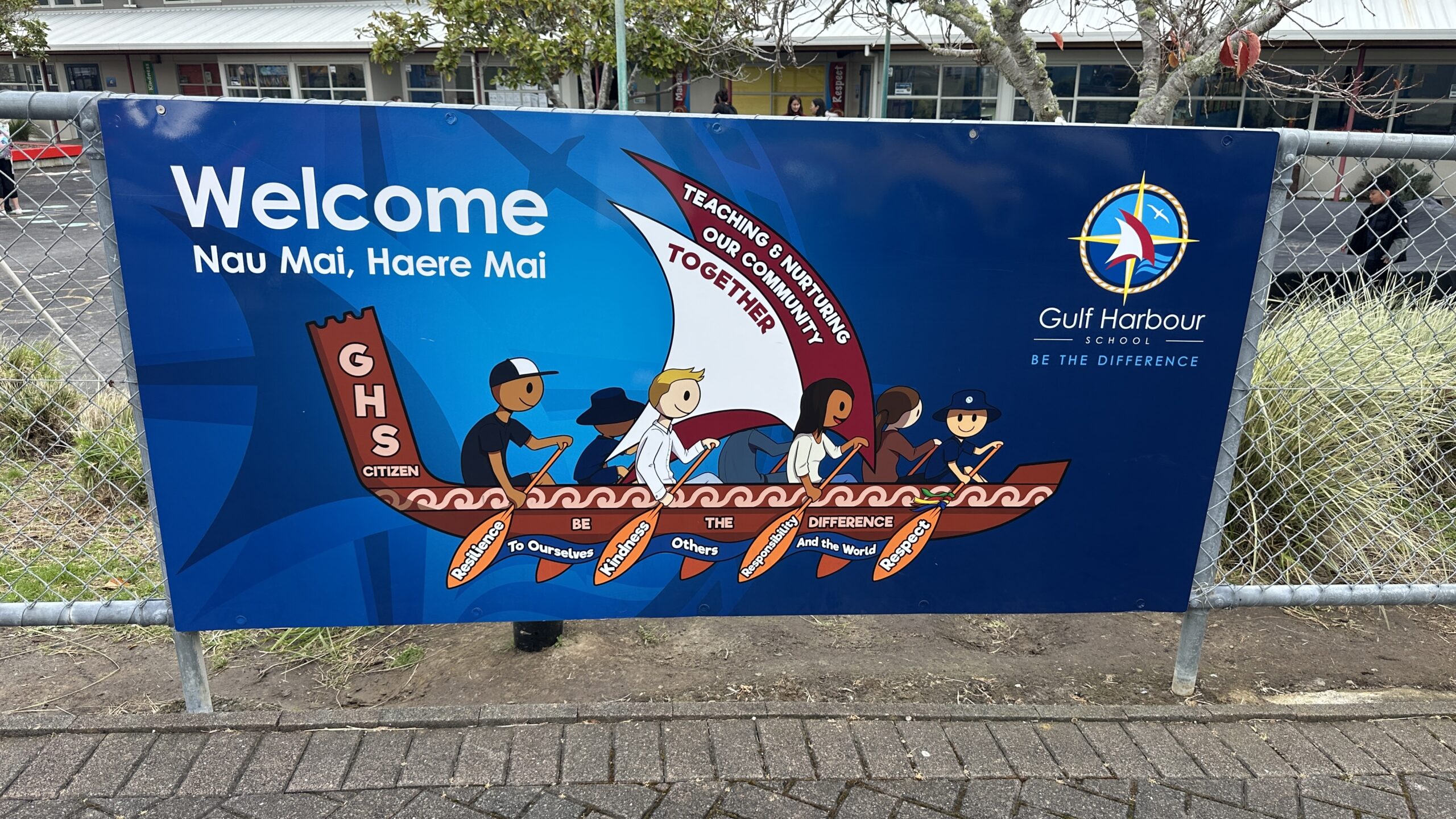 Gulf Harbour School (ガルフハーバー・スクール)の看板