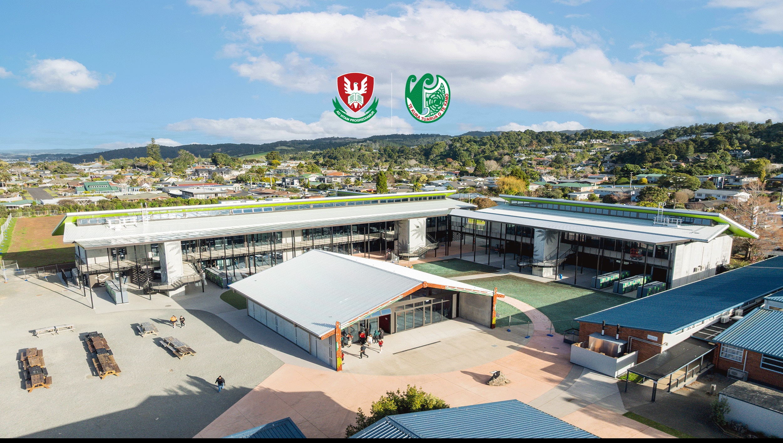 Te Kamo High School（テ カモ ハイスクール）の上から撮った写真